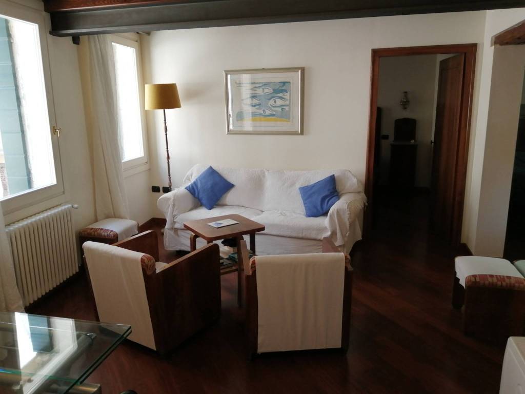 appartamento in vendita a Venezia in zona Murano