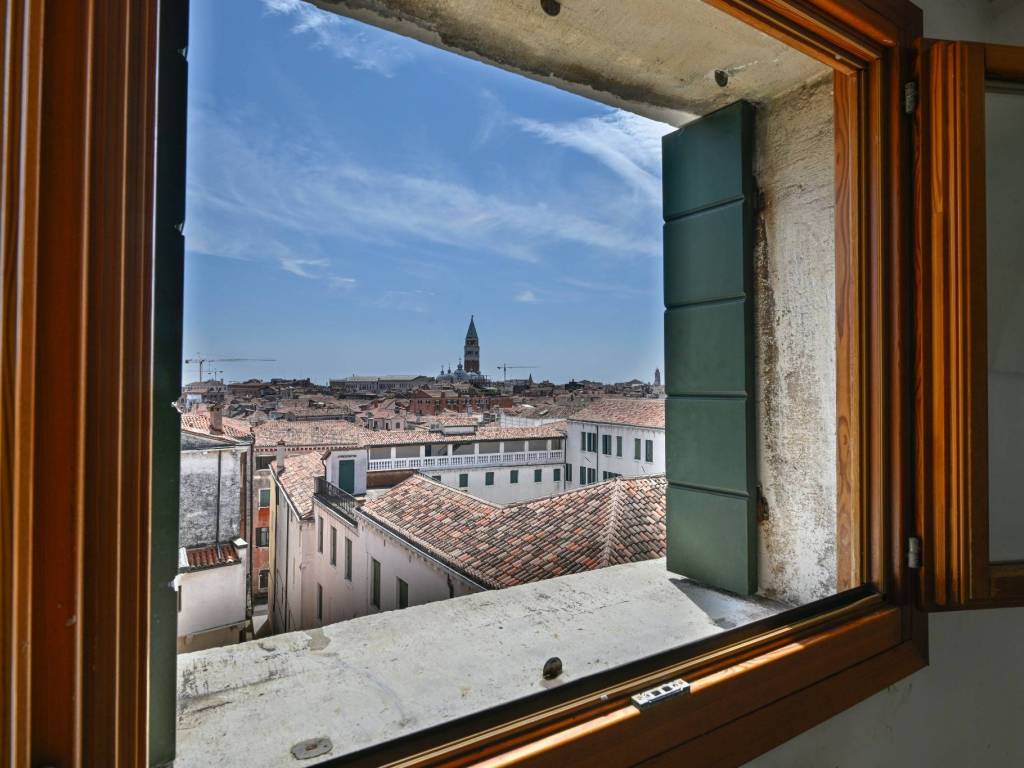 appartamento in vendita a Venezia in zona Sestiere Castello