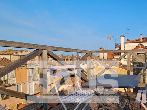 appartamento in vendita a Venezia in zona Sestiere Dorsoduro