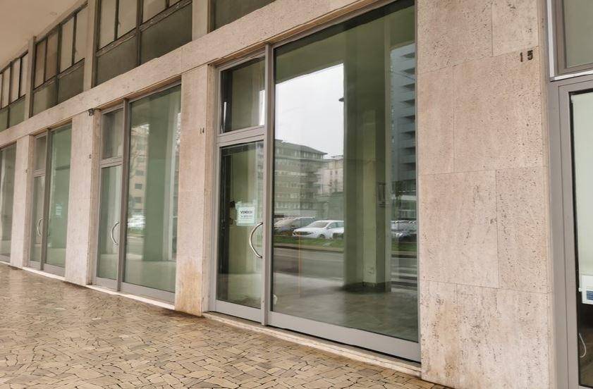 negozio in vendita a Venezia in zona Marghera