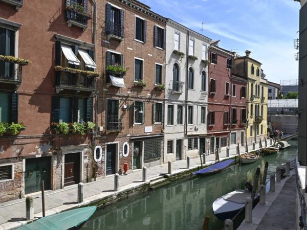 appartamento in vendita a Venezia in zona Sestiere Dorsoduro
