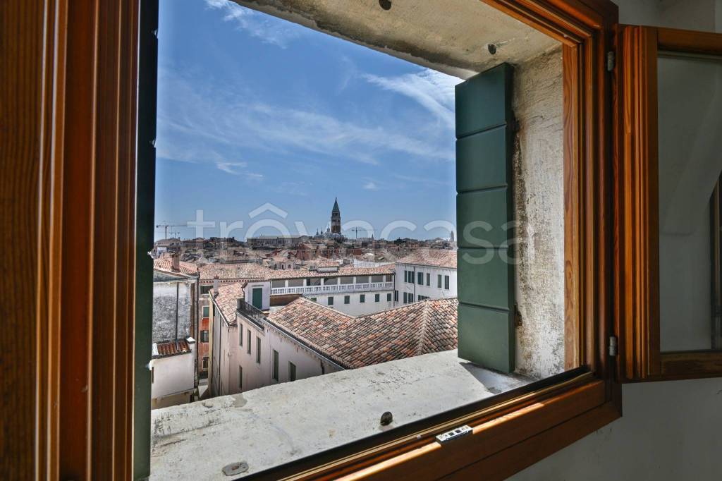 appartamento in vendita a Venezia in zona Sestiere Castello