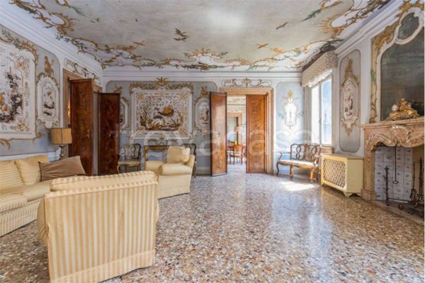 casa semindipendente in vendita a Venezia in zona Sestiere Santa Croce
