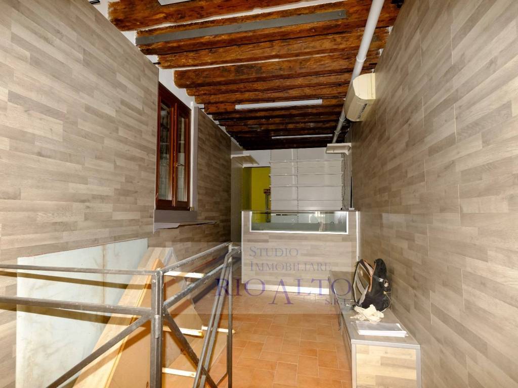 negozio in vendita a Venezia in zona Sestiere Cannaregio