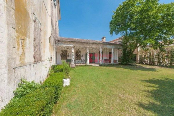 casa indipendente in vendita a Venezia in zona Carpenedo