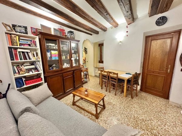 appartamento in vendita a Venezia in zona Sestiere Santa Croce