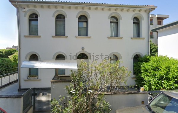 casa indipendente in vendita a Venezia in zona Carpenedo
