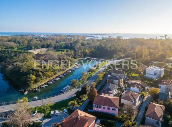 appartamento in vendita a Venezia in zona Lido di Venezia