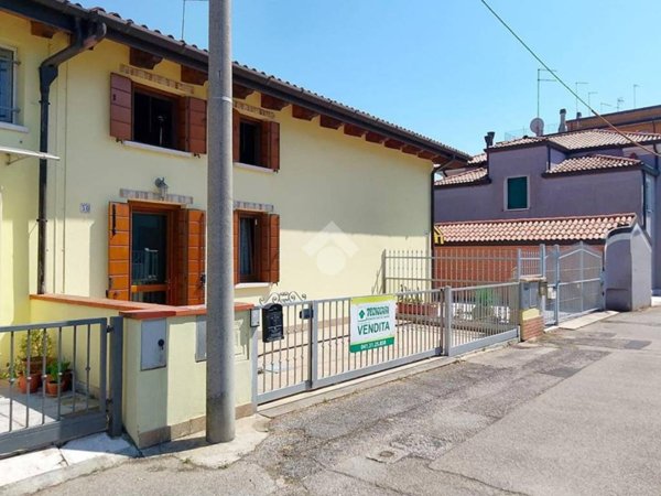 appartamento in vendita a Venezia in zona Marocco