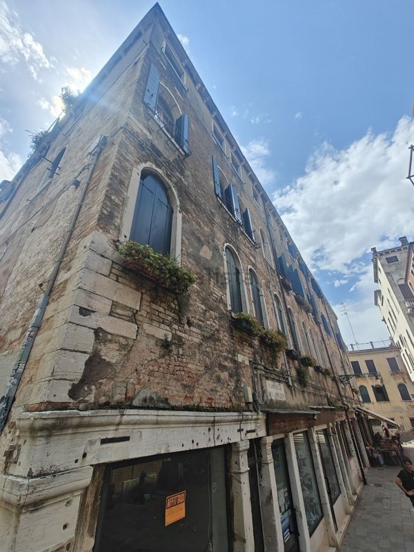 appartamento in vendita a Venezia in zona Sestiere Santa Croce