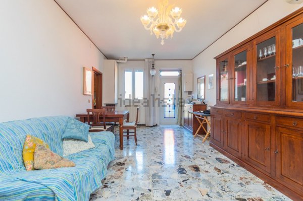 appartamento in vendita a Venezia in zona Lido di Venezia
