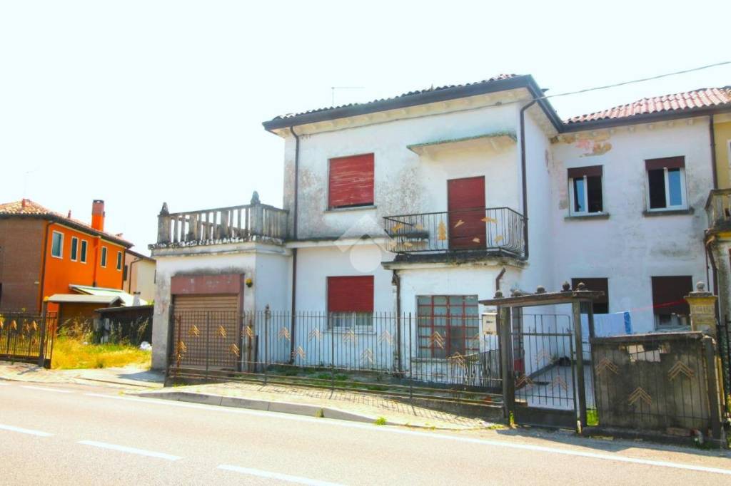 casa indipendente in vendita a Venezia in zona Marocco