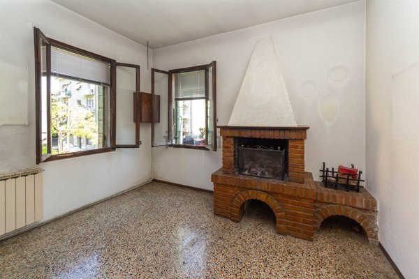 casa indipendente in vendita a Venezia in zona Mestre