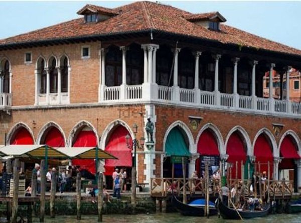 appartamento in vendita a Venezia in zona Sestiere San Polo