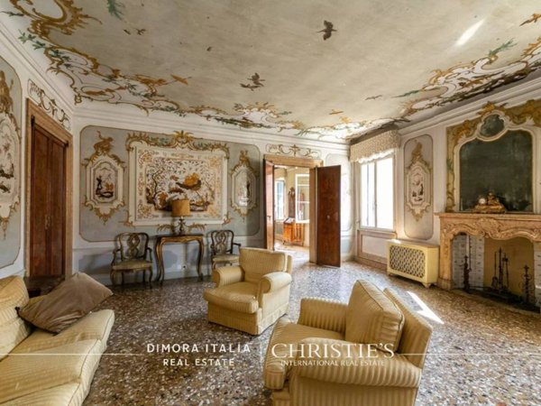 appartamento in vendita a Venezia in zona Sestiere Dorsoduro