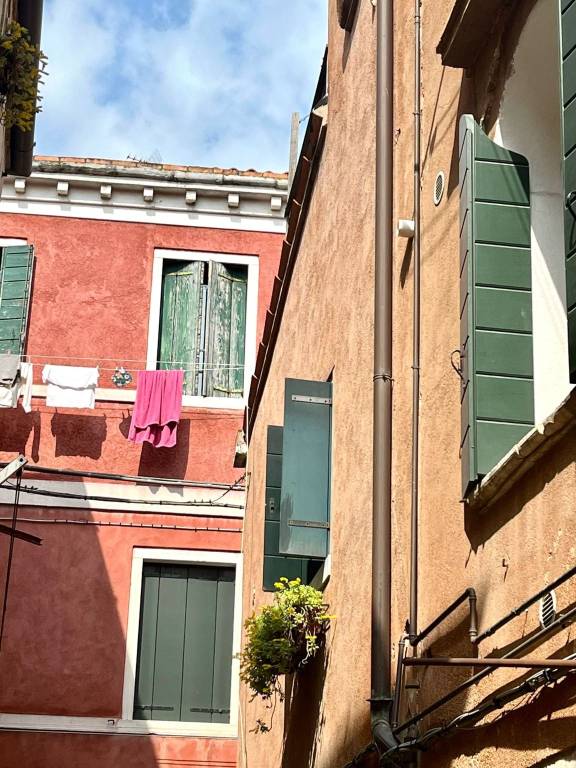 casa indipendente in vendita a Venezia in zona Sestiere Cannaregio