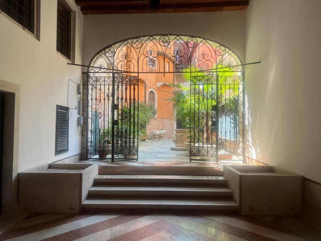 appartamento in vendita a Venezia in zona Sestiere San Marco