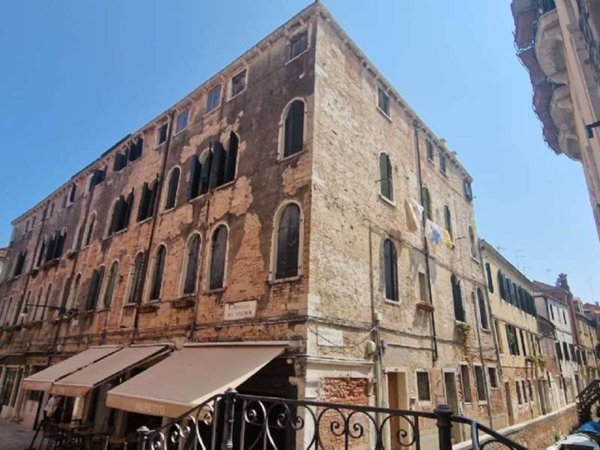 appartamento in vendita a Venezia in zona Sestiere Santa Croce