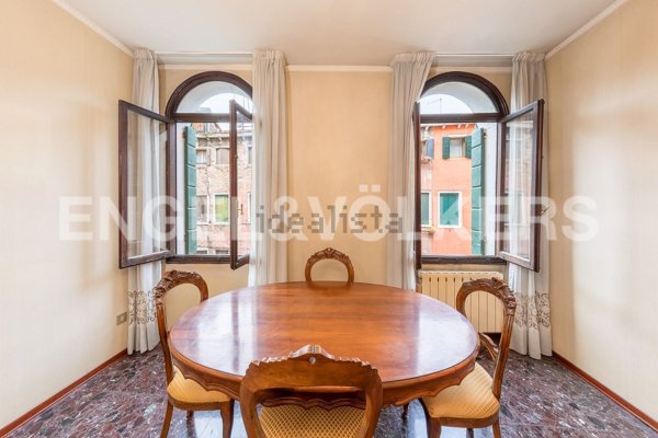 appartamento in vendita a Venezia in zona Sestiere Santa Croce
