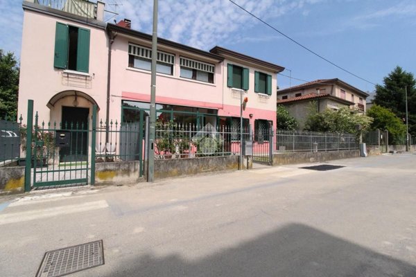 appartamento in vendita a Venezia in zona Mestre