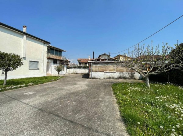 casa indipendente in vendita a Venezia in zona Zelarino