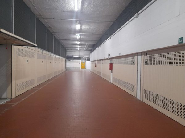 negozio in vendita a Venezia in zona Carpenedo