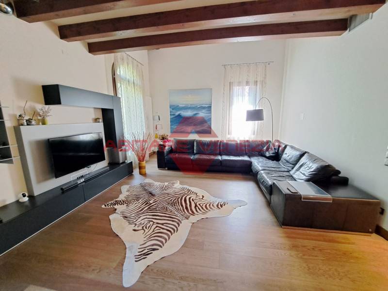 appartamento in vendita a Venezia in zona Lido di Venezia