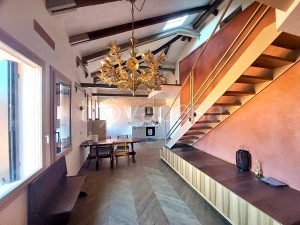 appartamento in vendita a Venezia in zona Murano