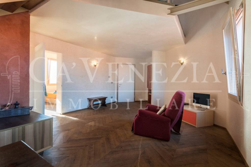 appartamento in vendita a Venezia in zona Murano