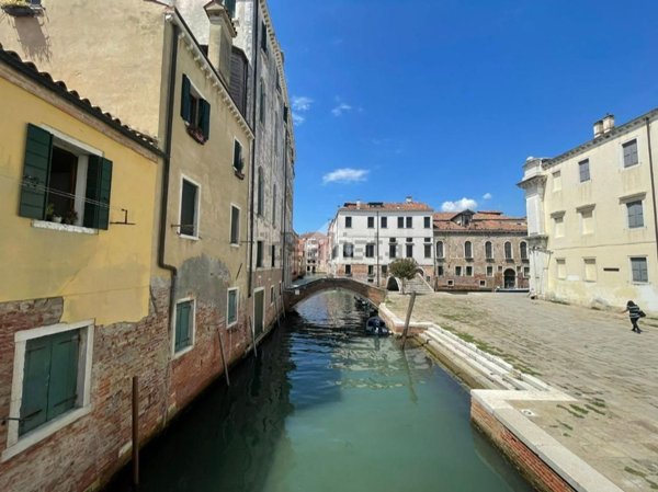villa in vendita a Venezia in zona Sestiere Castello