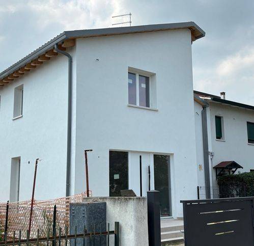 casa indipendente in vendita a Venezia in zona Zelarino