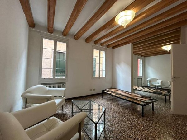 intera palazzina in vendita a Venezia in zona Sestiere San Marco