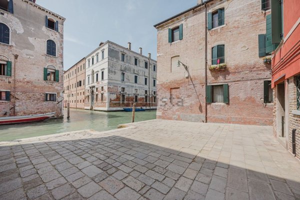 appartamento in vendita a Venezia in zona Sestiere Cannaregio