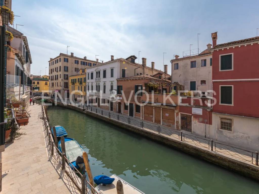 appartamento in vendita a Venezia in zona Sestiere Santa Croce