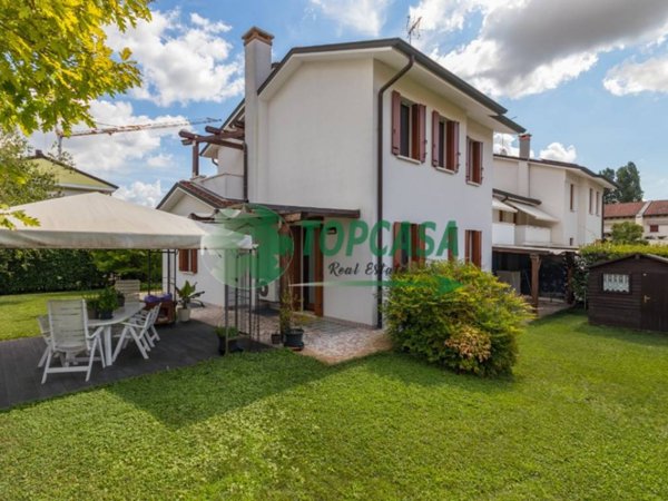casa indipendente in vendita a Venezia in zona Zelarino