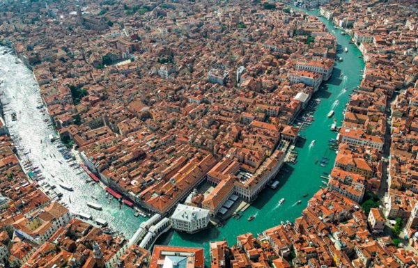 casa indipendente in vendita a Venezia in zona Sestiere San Polo