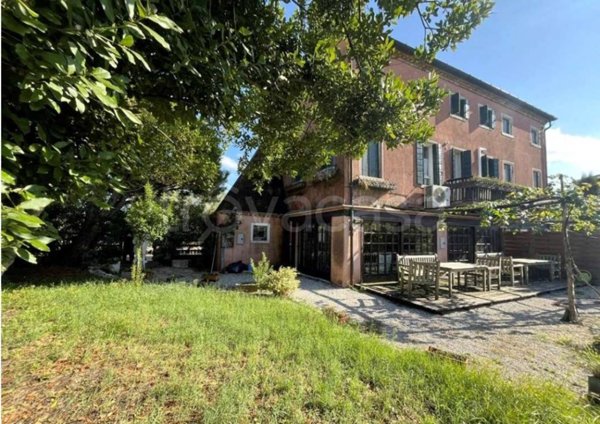 appartamento in vendita a Venezia in zona Burano