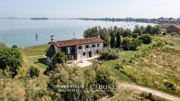 casa indipendente in vendita a Venezia in zona Sant'Erasmo