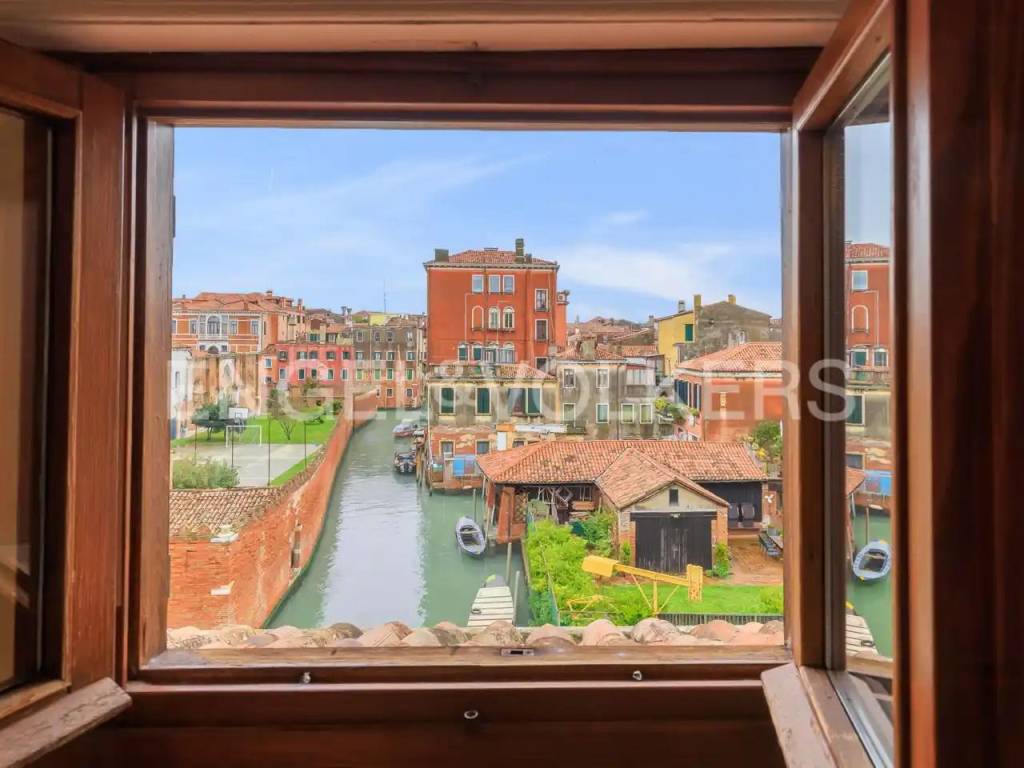 appartamento in vendita a Venezia in zona Sestiere Cannaregio