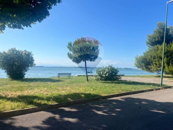 appartamento in vendita a Venezia in zona Lido di Venezia