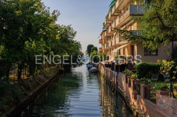 appartamento in vendita a Venezia in zona Lido di Venezia