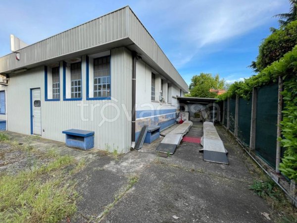 locale commerciale in vendita a Venezia in zona Marghera