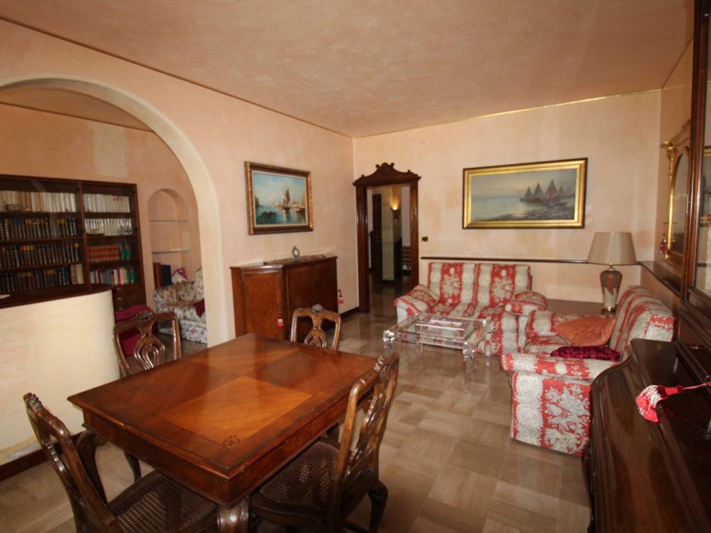 appartamento in vendita a Venezia in zona Lido di Venezia