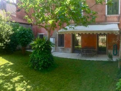 appartamento in vendita a Venezia in zona Sestiere Santa Croce