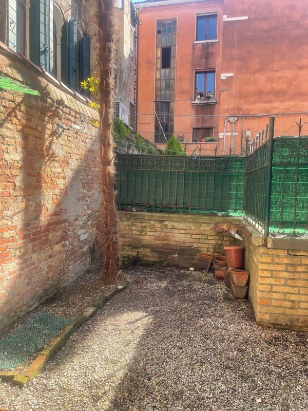 appartamento in vendita a Venezia in zona Sestiere Cannaregio