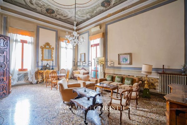 appartamento in vendita a Venezia in zona Sestiere Cannaregio