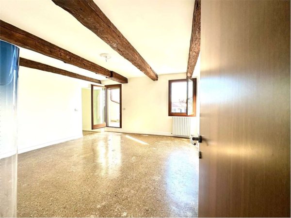 appartamento in vendita a Venezia in zona Sestiere Cannaregio