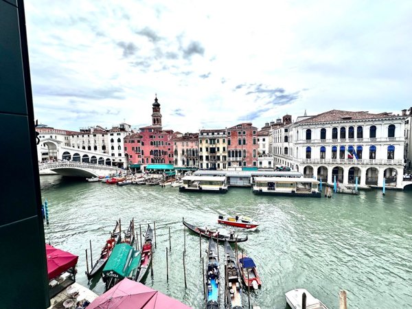 appartamento in vendita a Venezia in zona Sestiere San Polo