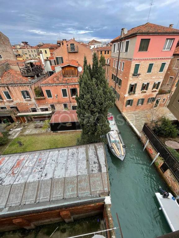 appartamento in vendita a Venezia in zona Giudecca