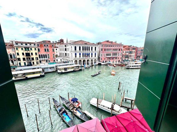 appartamento in vendita a Venezia in zona Sestiere San Polo